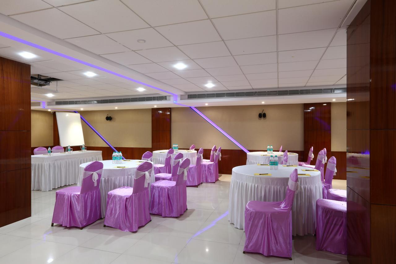 Hotel Sj International Guwahati Luaran gambar
