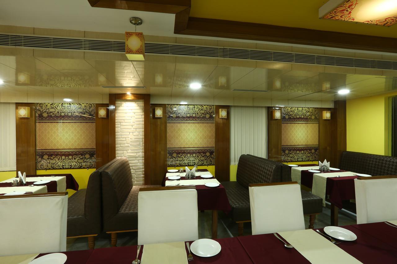 Hotel Sj International Guwahati Luaran gambar