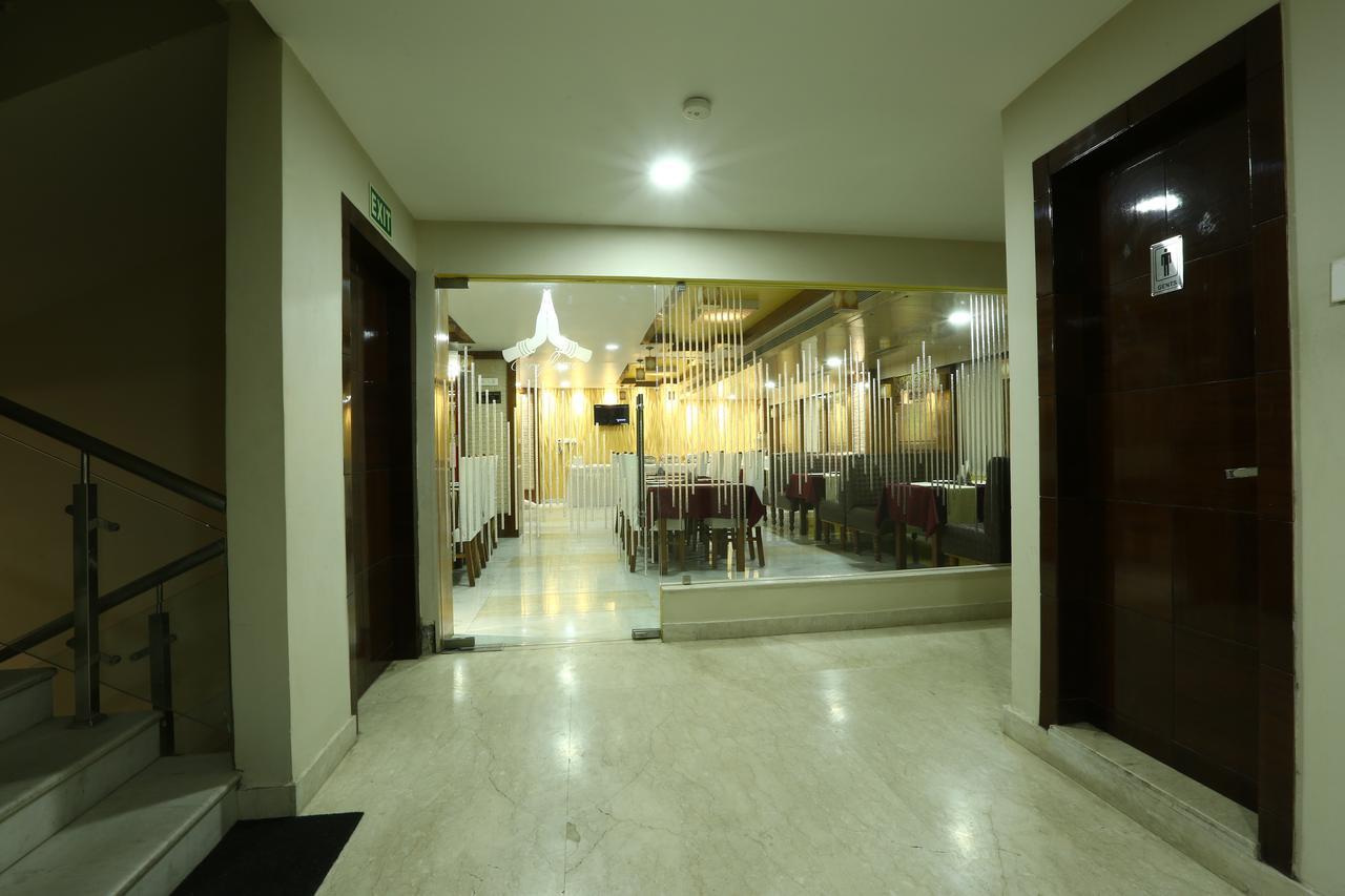 Hotel Sj International Guwahati Luaran gambar