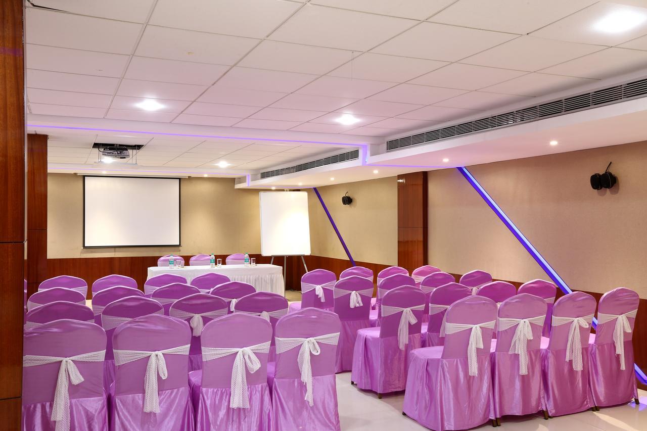 Hotel Sj International Guwahati Luaran gambar