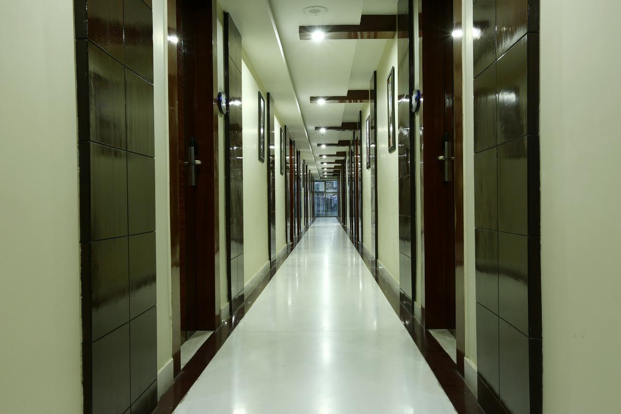 Hotel Sj International Guwahati Luaran gambar